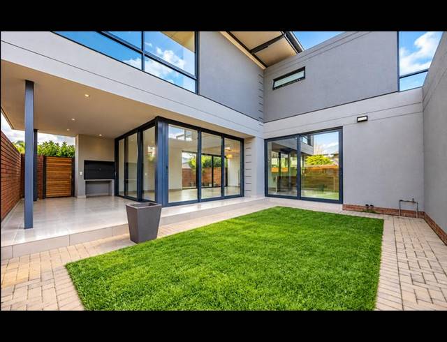 4 BEDROOM PROPERTY TO RENT IN WATERKLOOF RIDGE